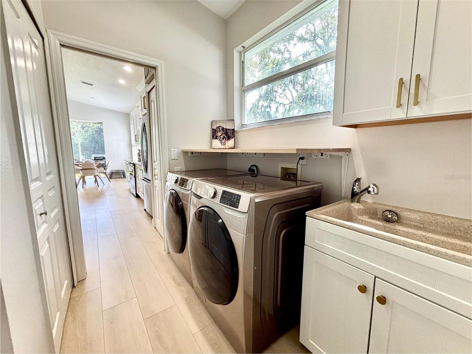 Image 12 of 31 For 8495 Idlewood Court