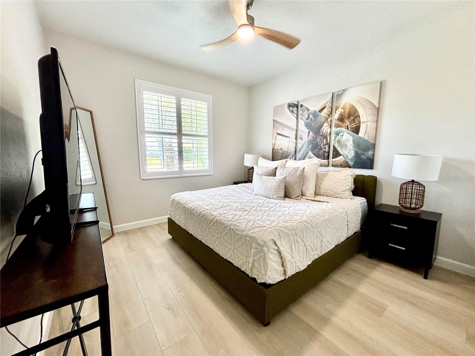 Image 18 of 31 For 8495 Idlewood Court