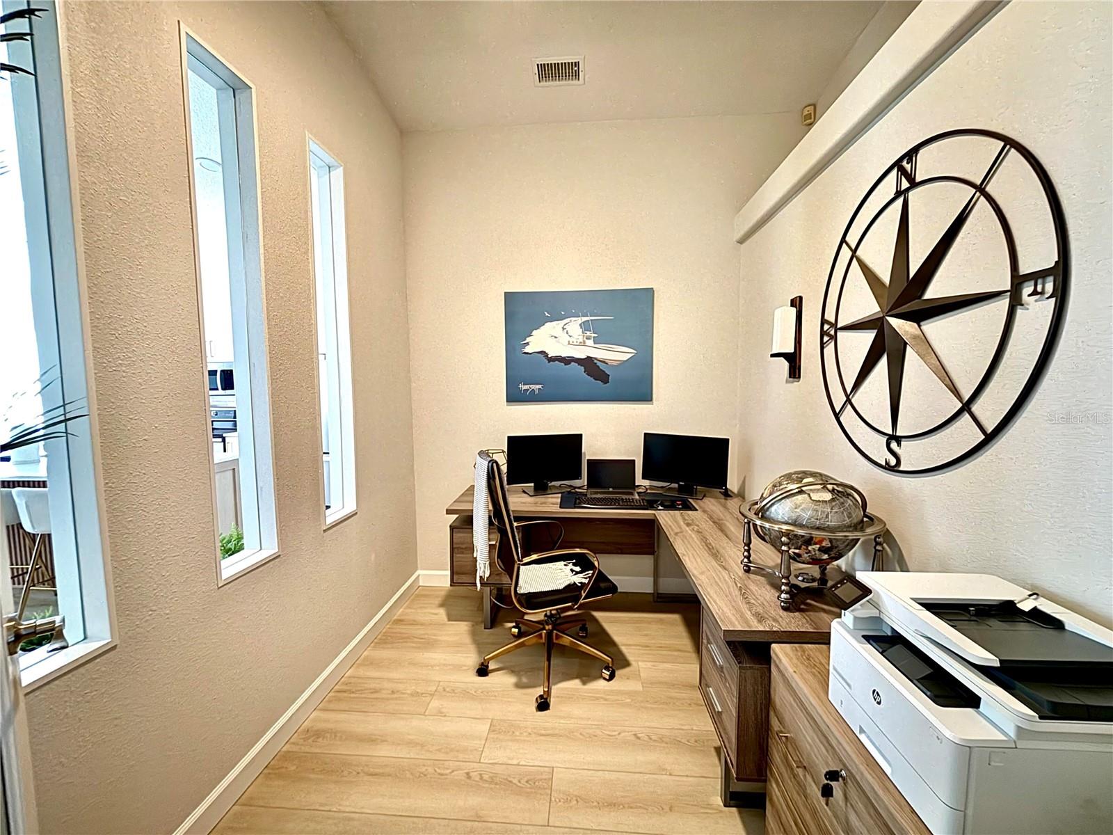 Image 21 of 31 For 8495 Idlewood Court
