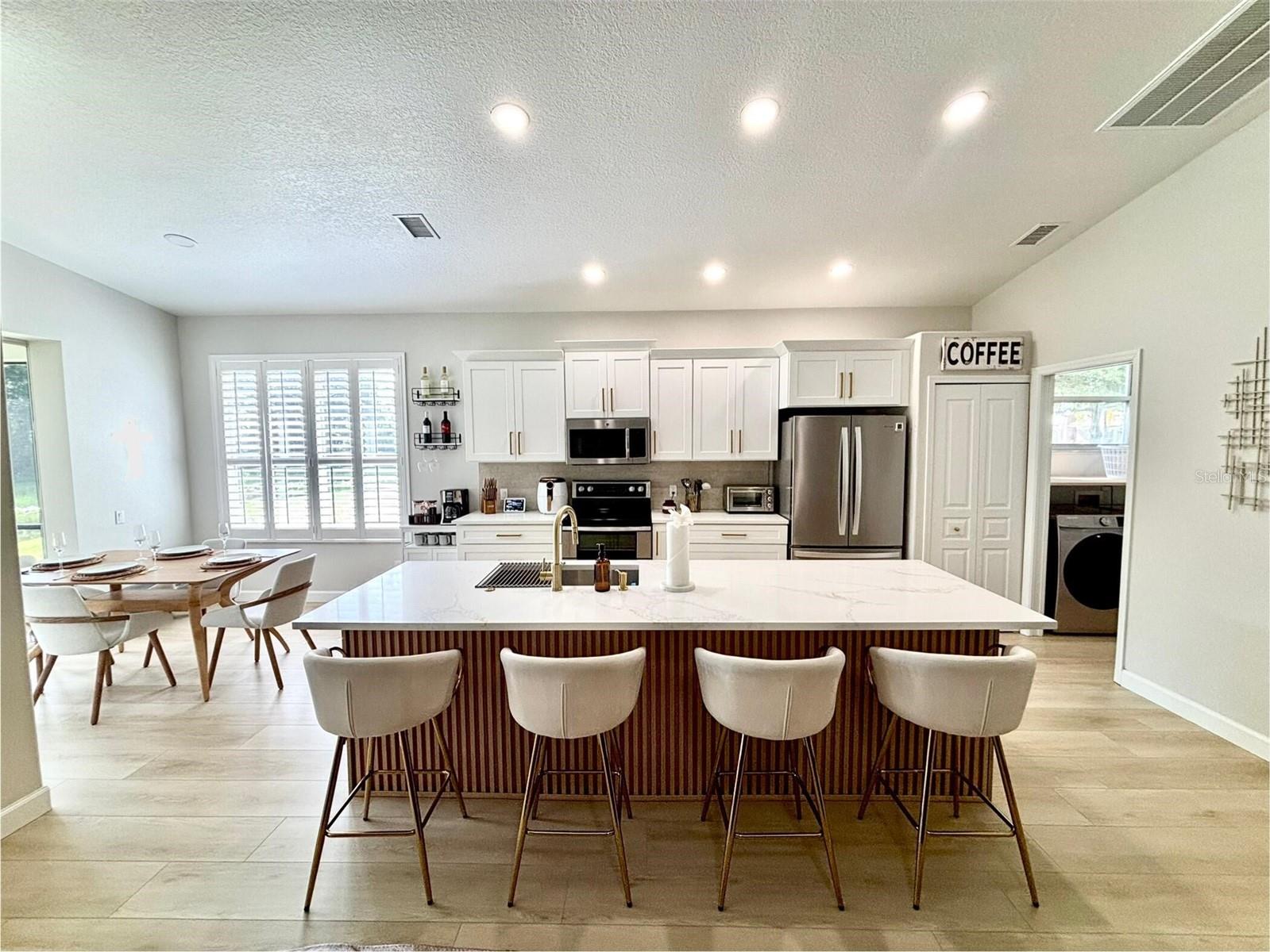 Image 4 of 31 For 8495 Idlewood Court