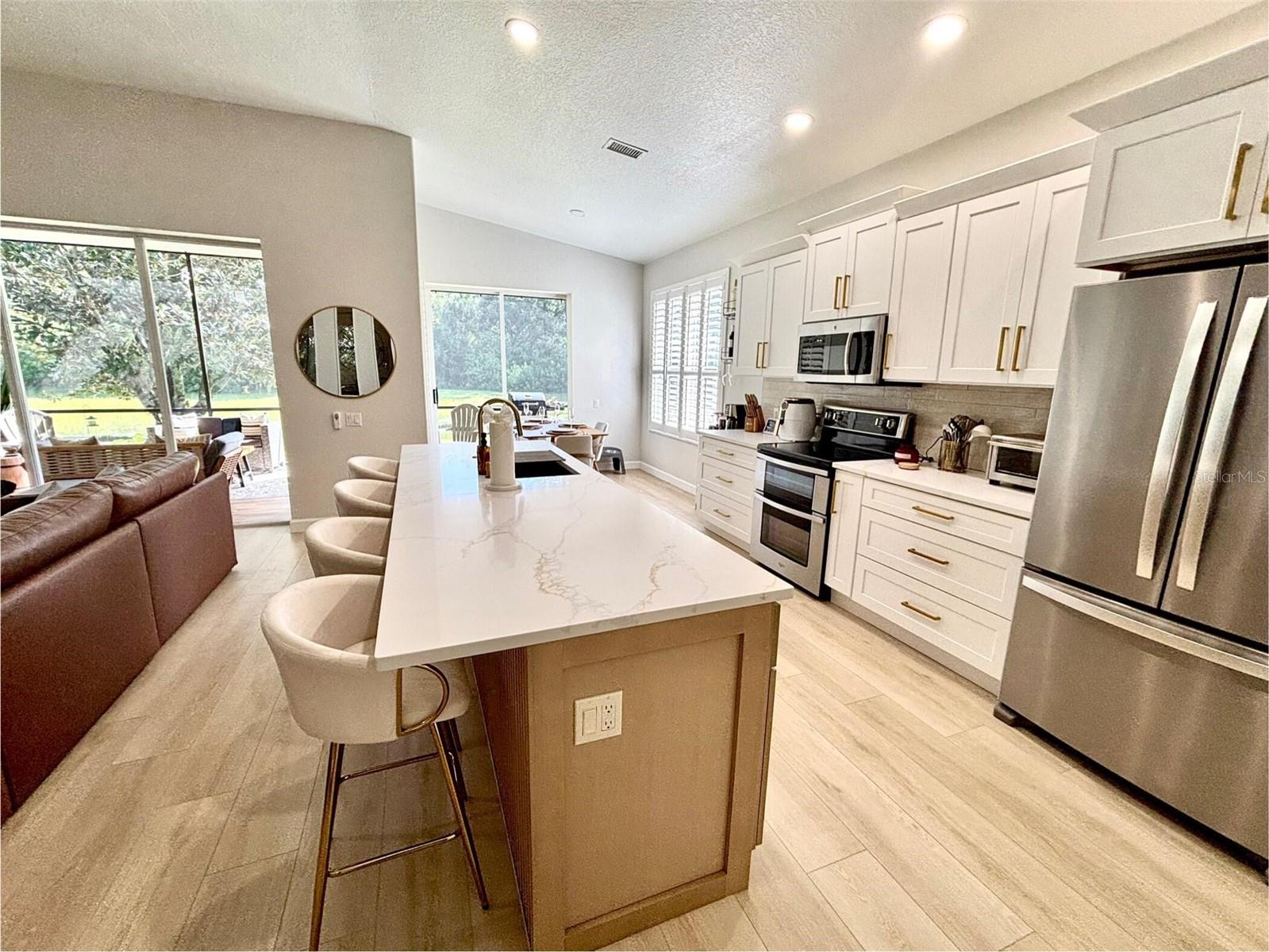 Image 5 of 31 For 8495 Idlewood Court