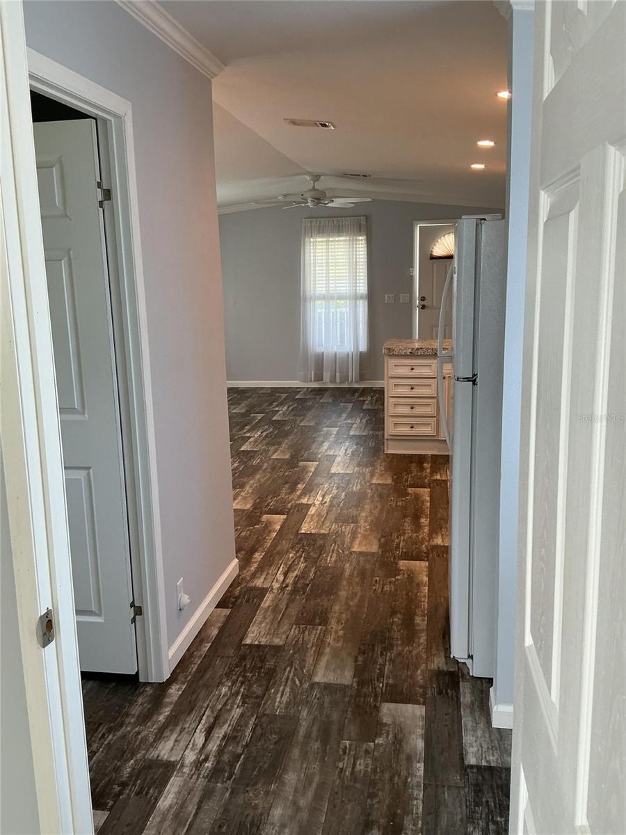 Image 7 of 17 For 7344 Adana Avenue