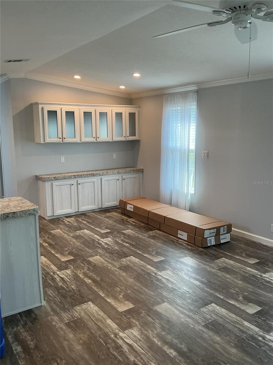 Image 9 of 17 For 7344 Adana Avenue