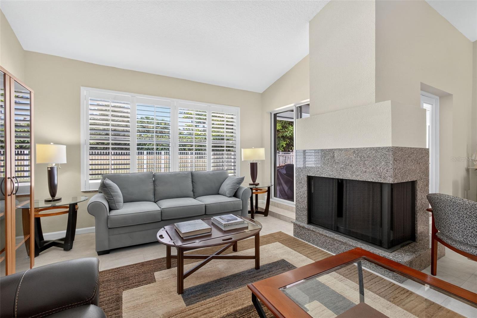 Image 15 of 61 For 4151 Linden Avenue