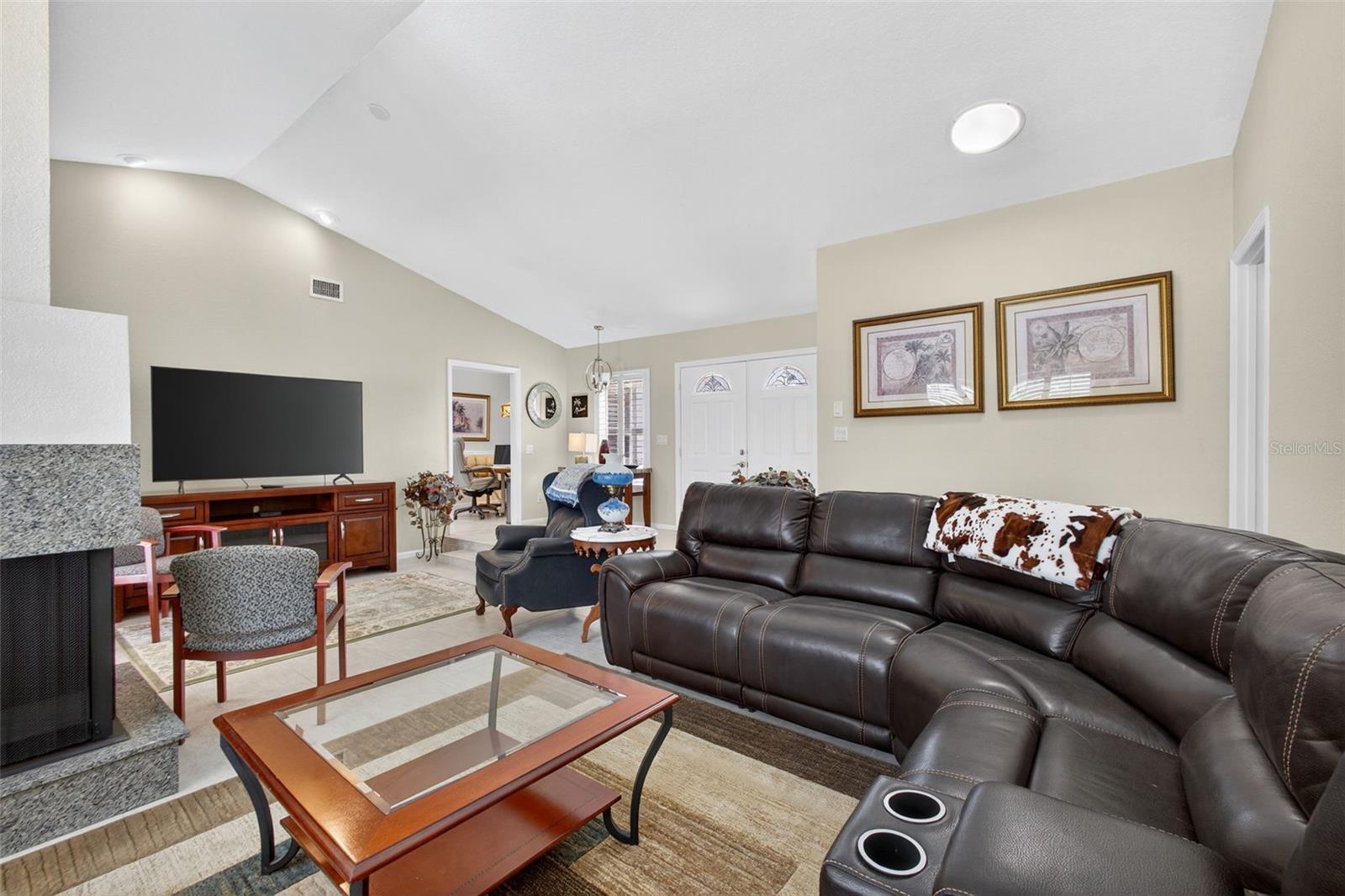 Image 16 of 61 For 4151 Linden Avenue