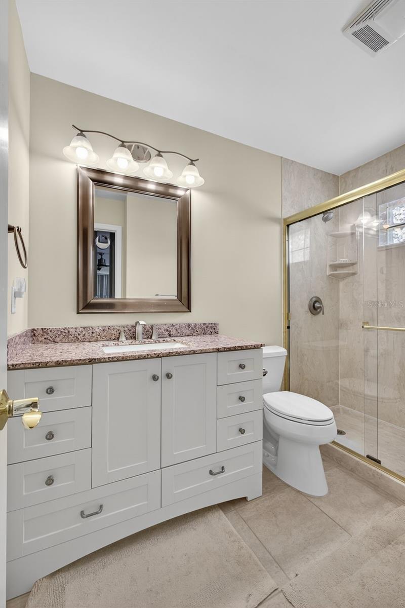 Image 20 of 61 For 4151 Linden Avenue