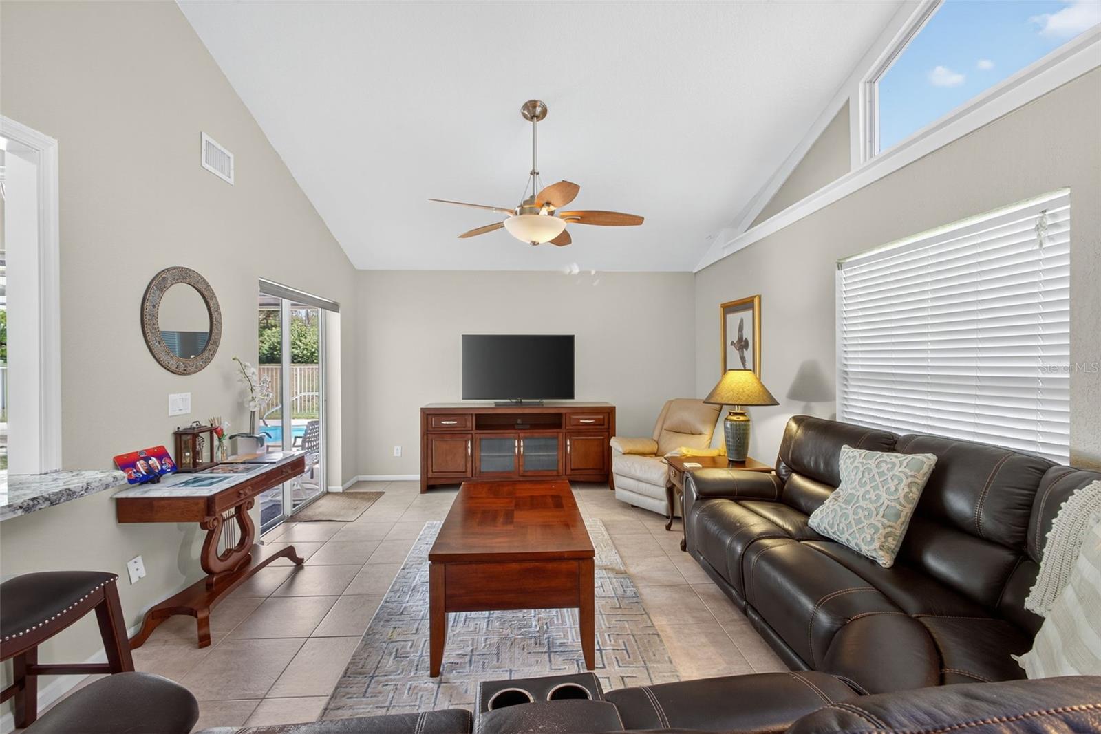 Image 33 of 61 For 4151 Linden Avenue