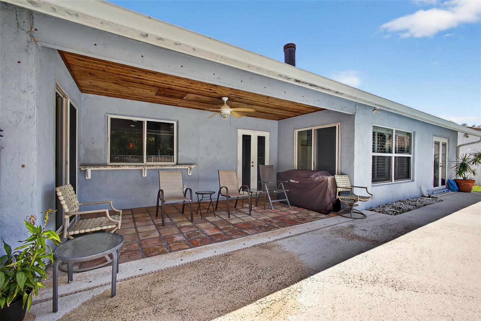 Image 42 of 61 For 4151 Linden Avenue