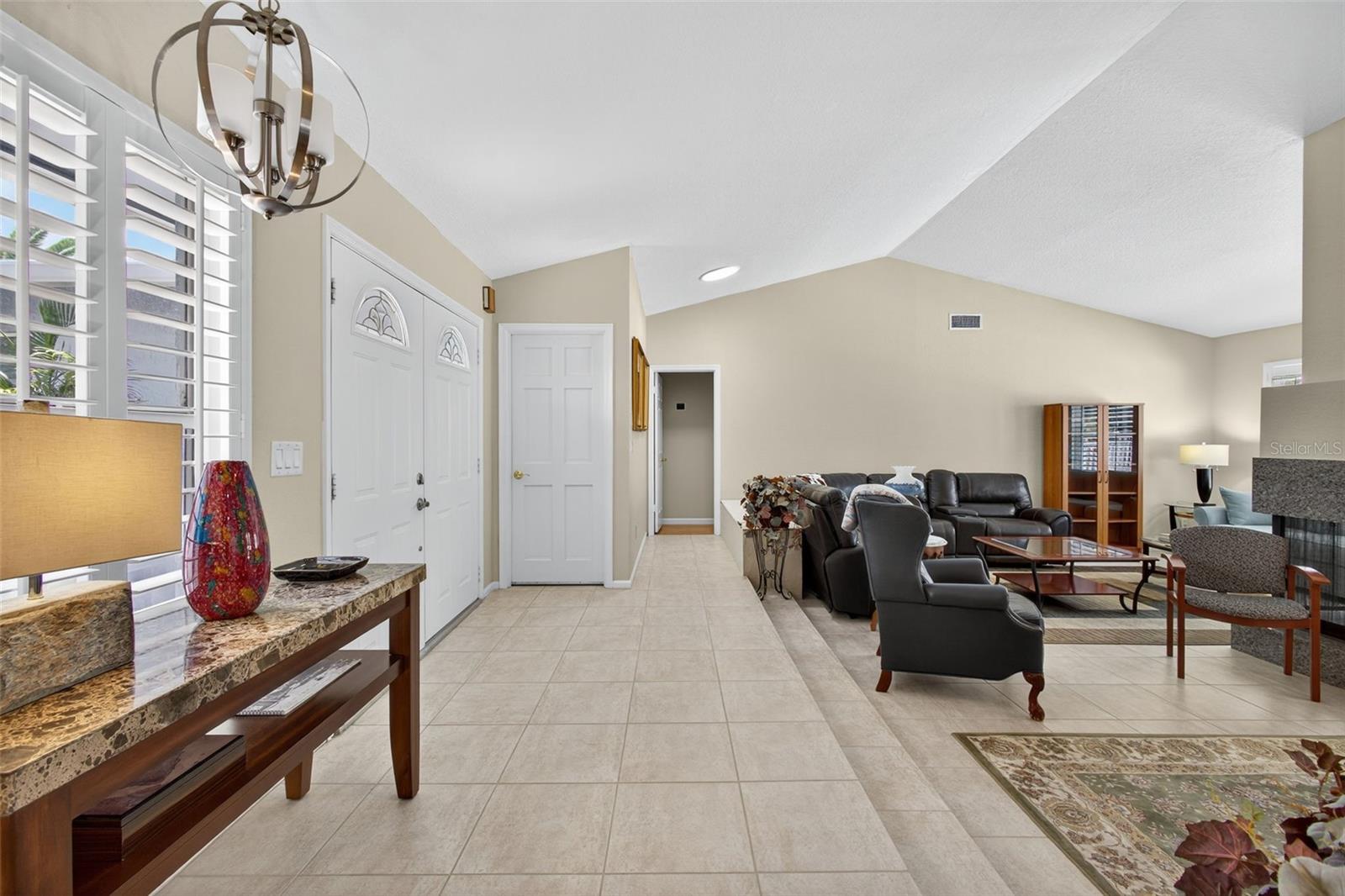 Image 9 of 61 For 4151 Linden Avenue