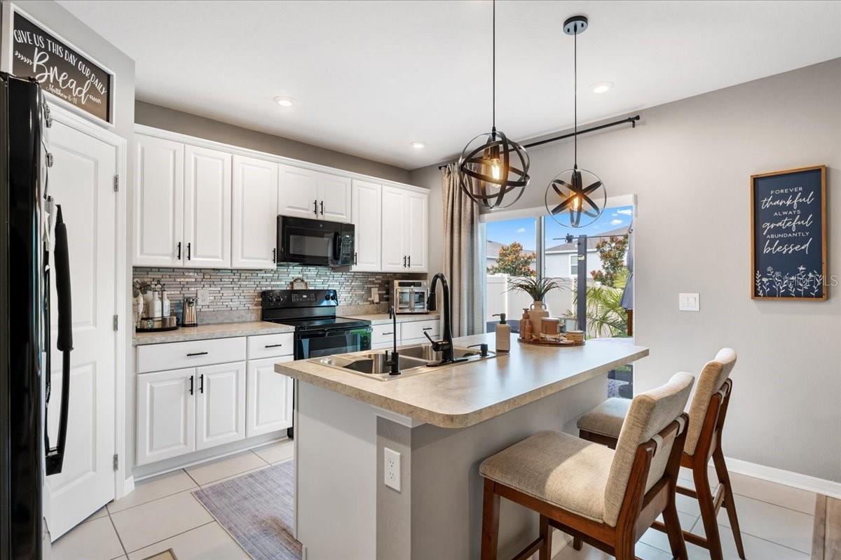 Image 15 of 21 For 2819 Parkfield Road
