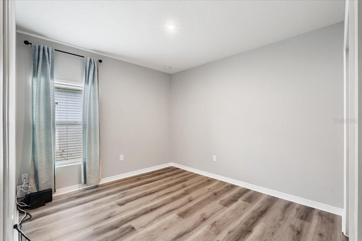 Image 5 of 21 For 2819 Parkfield Road