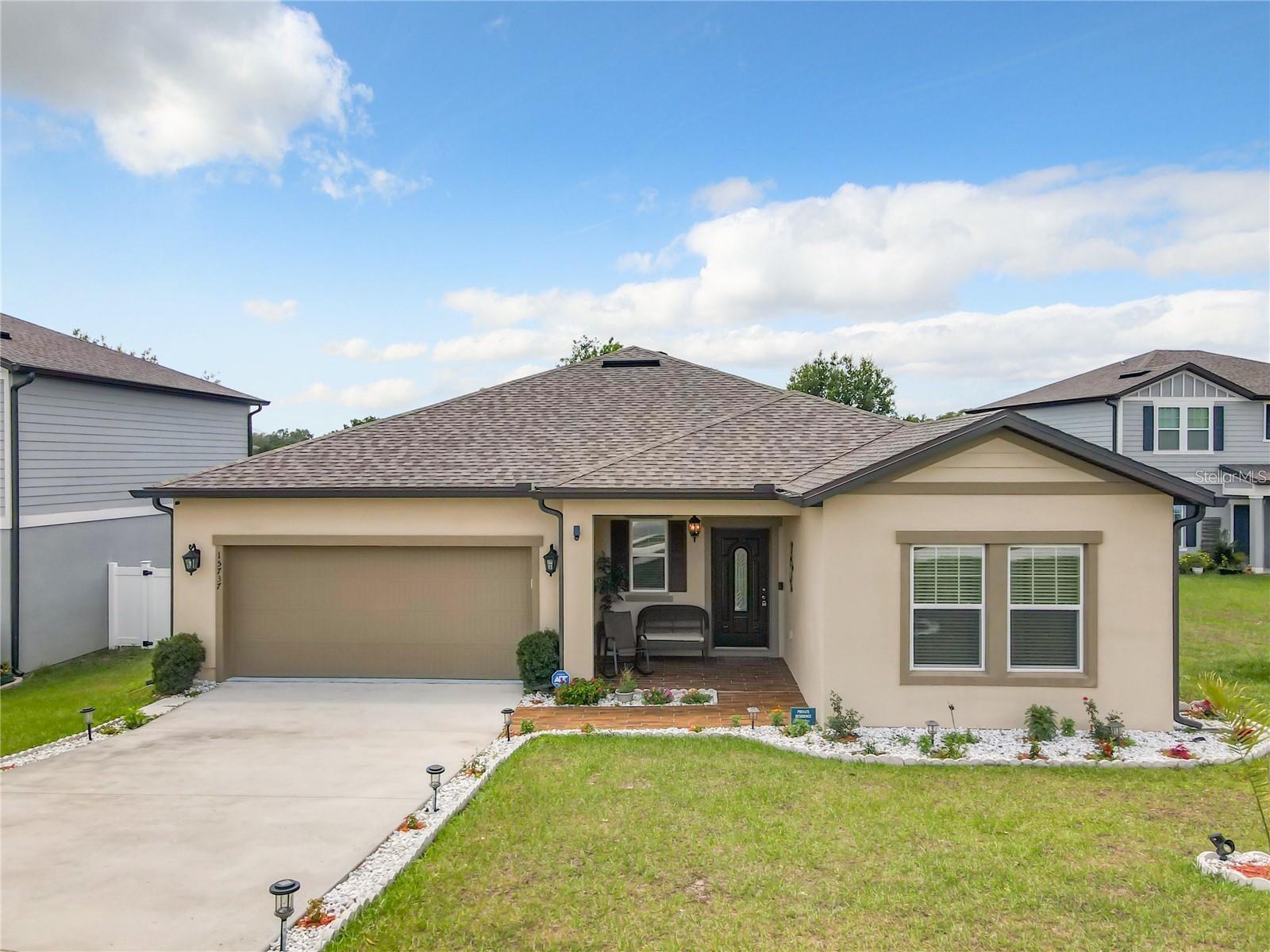 Details for 15737 Pine Siskin Loop, MASCOTTE, FL 34753