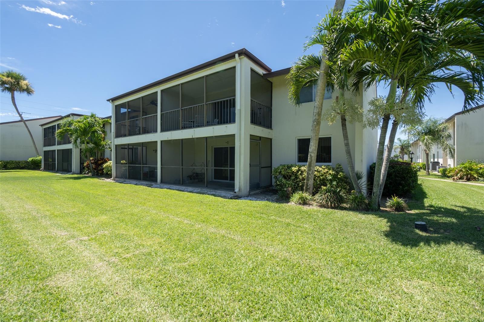Image 2 of 32 For 5801 Atlantic Avenue 302