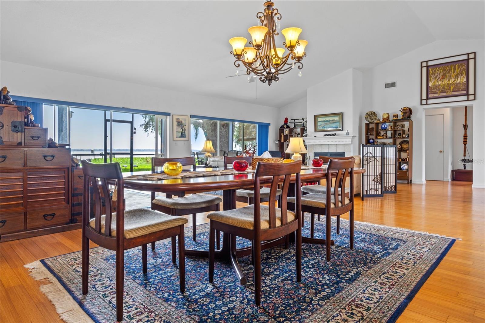 Image 13 of 45 For 33205 Lakeshore Drive