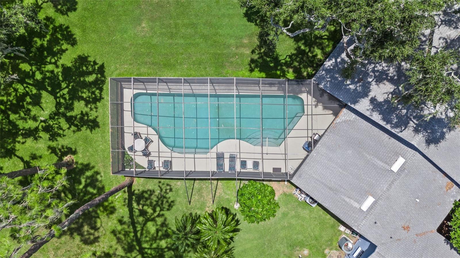 Image 33 of 45 For 33205 Lakeshore Drive
