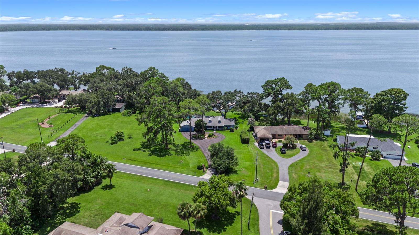 Image 36 of 45 For 33205 Lakeshore Drive