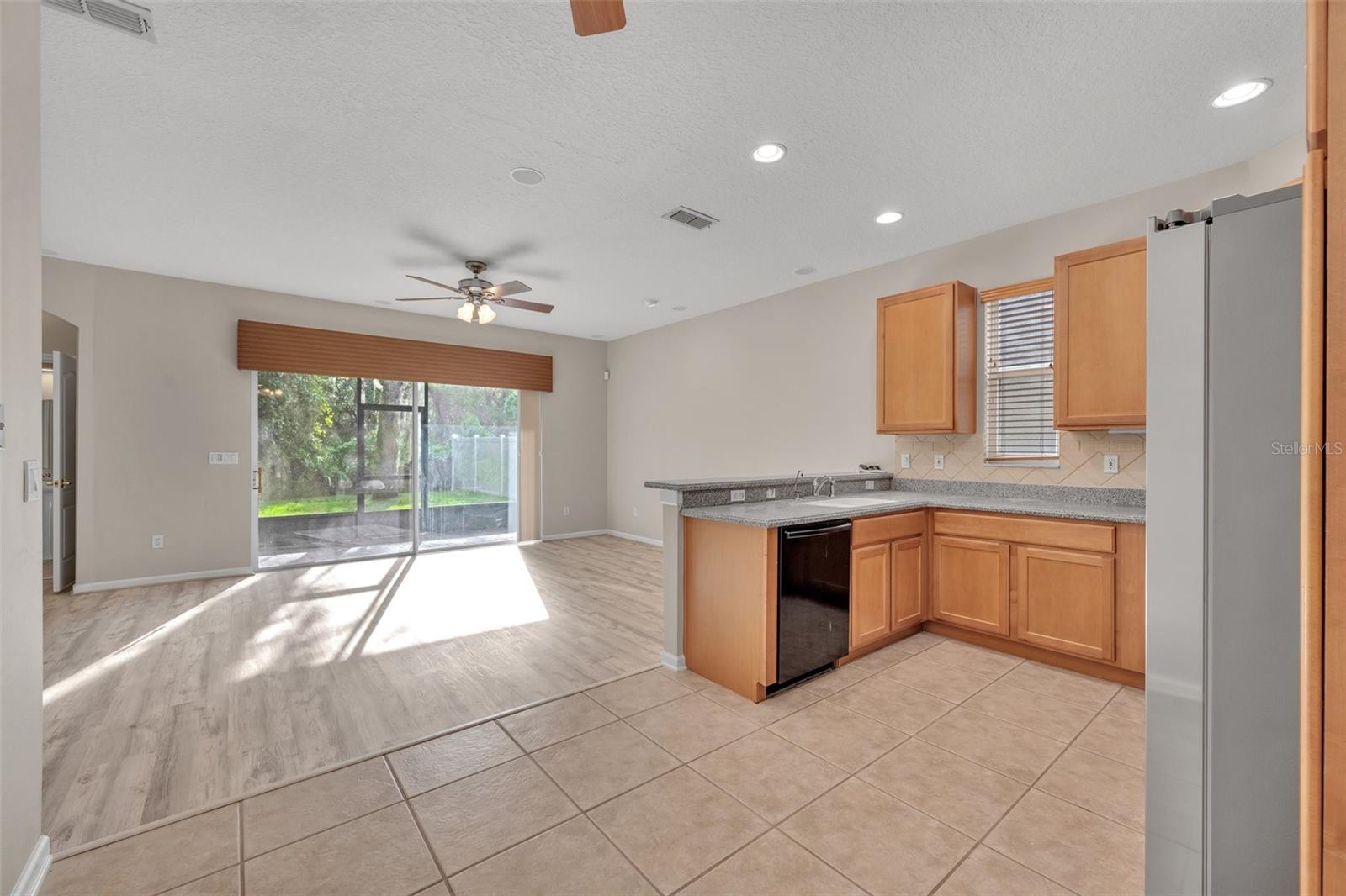 Image 12 of 31 For 2872 Spring Heather Place