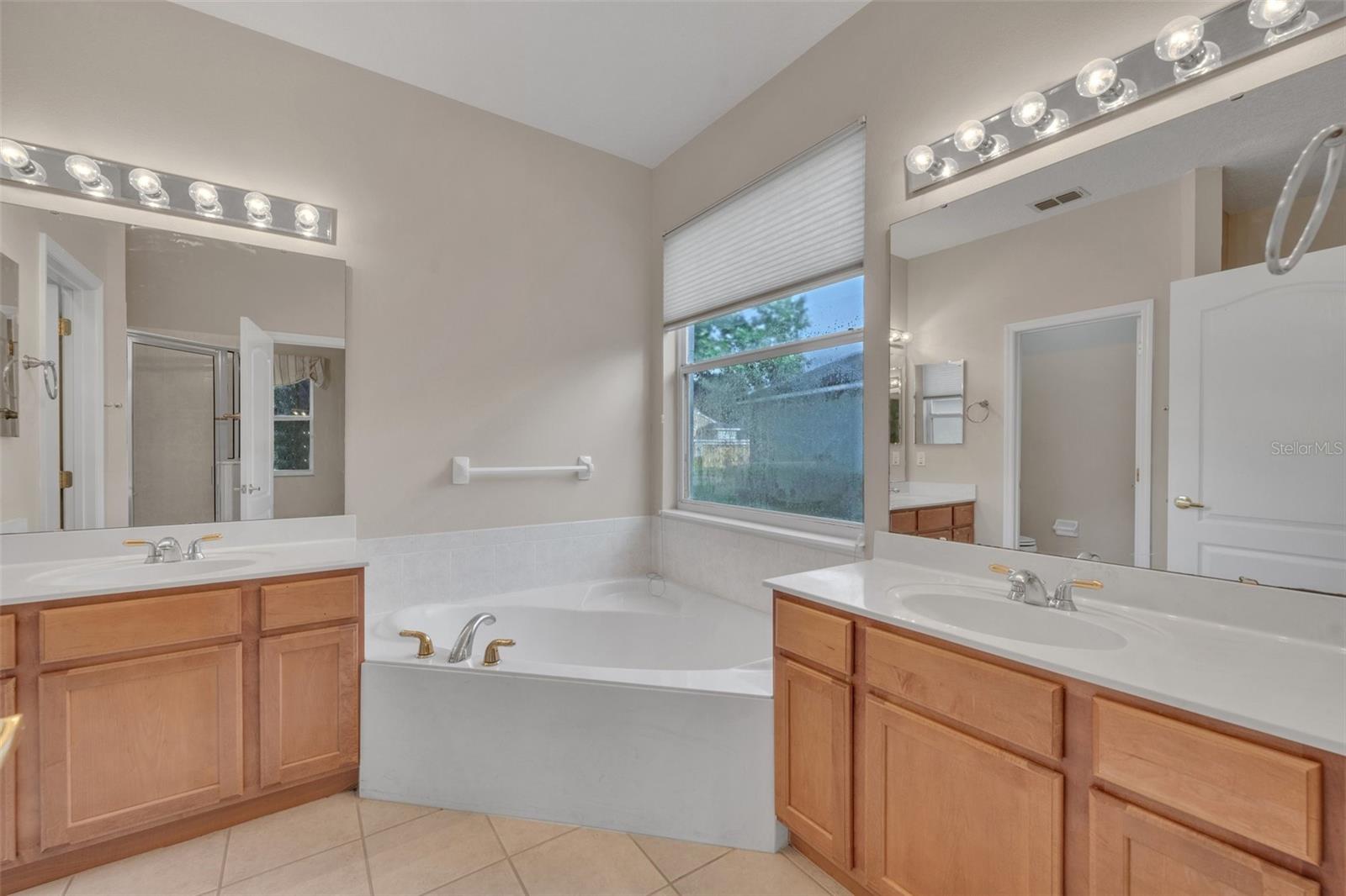 Image 19 of 31 For 2872 Spring Heather Place