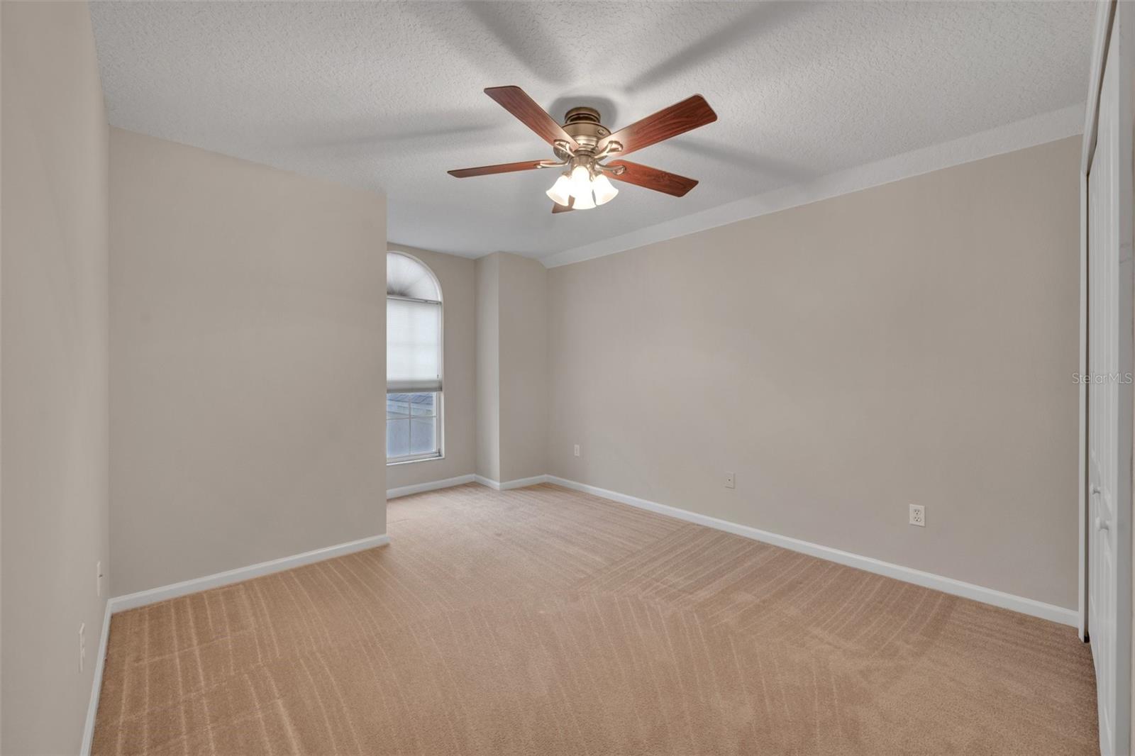 Image 22 of 31 For 2872 Spring Heather Place