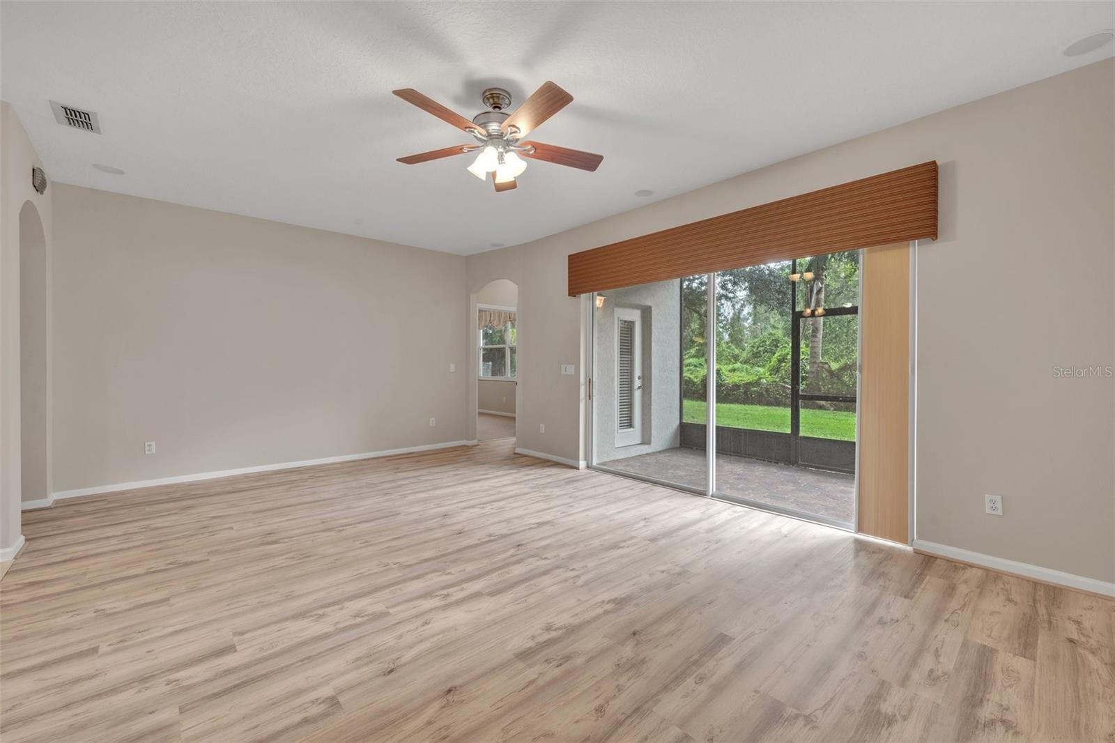Image 9 of 31 For 2872 Spring Heather Place