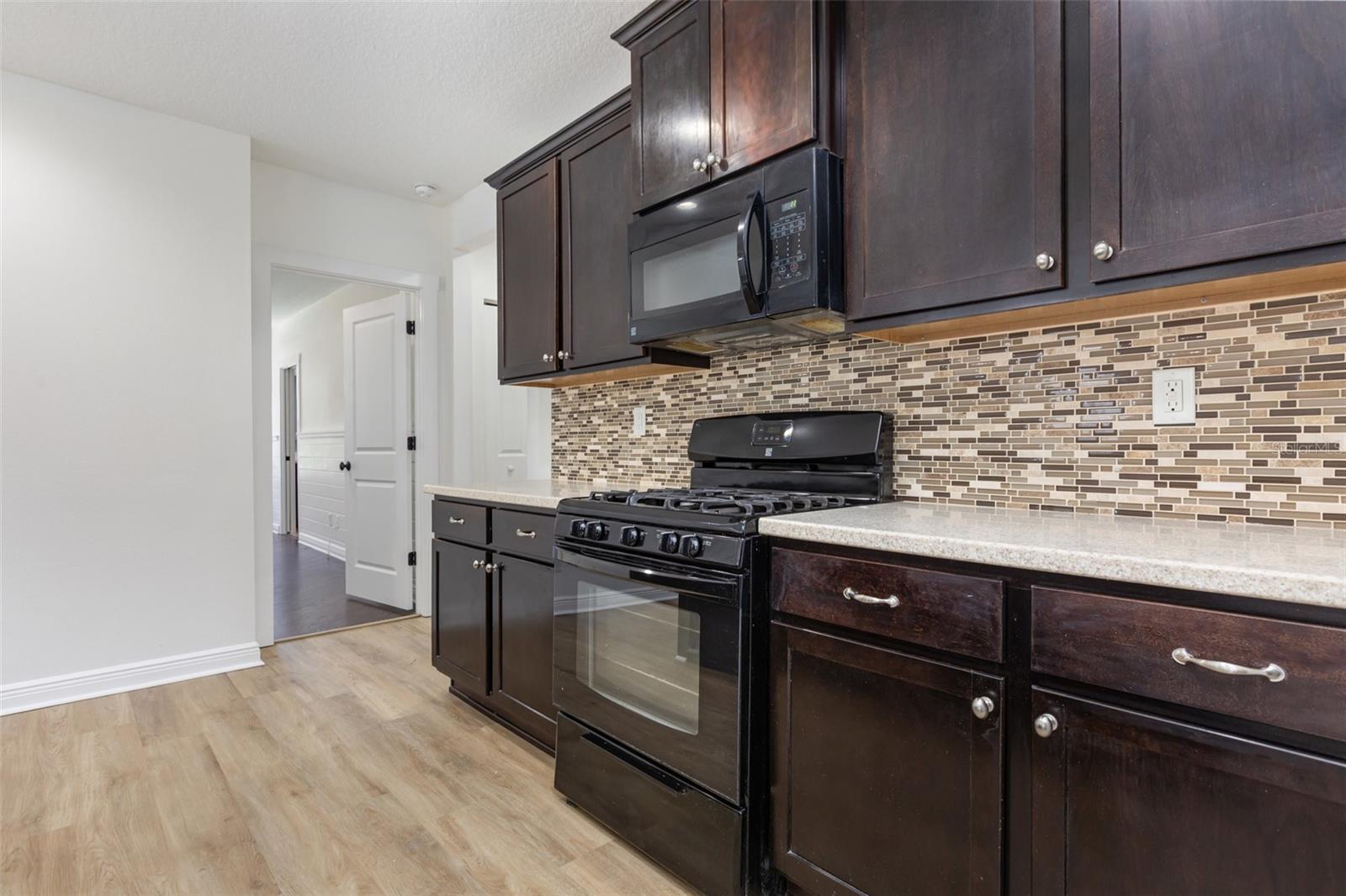 Image 10 of 26 For 11923 Forest Park Circle