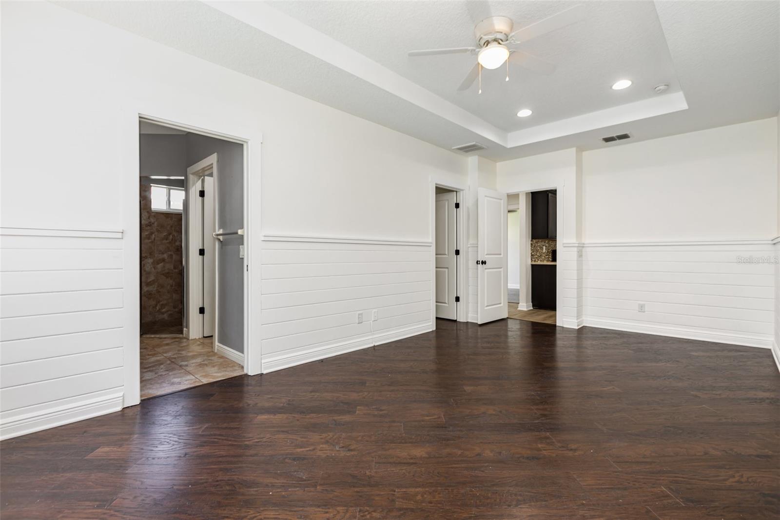 Image 12 of 26 For 11923 Forest Park Circle