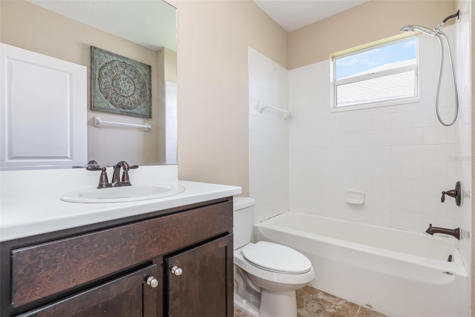 Image 20 of 26 For 11923 Forest Park Circle