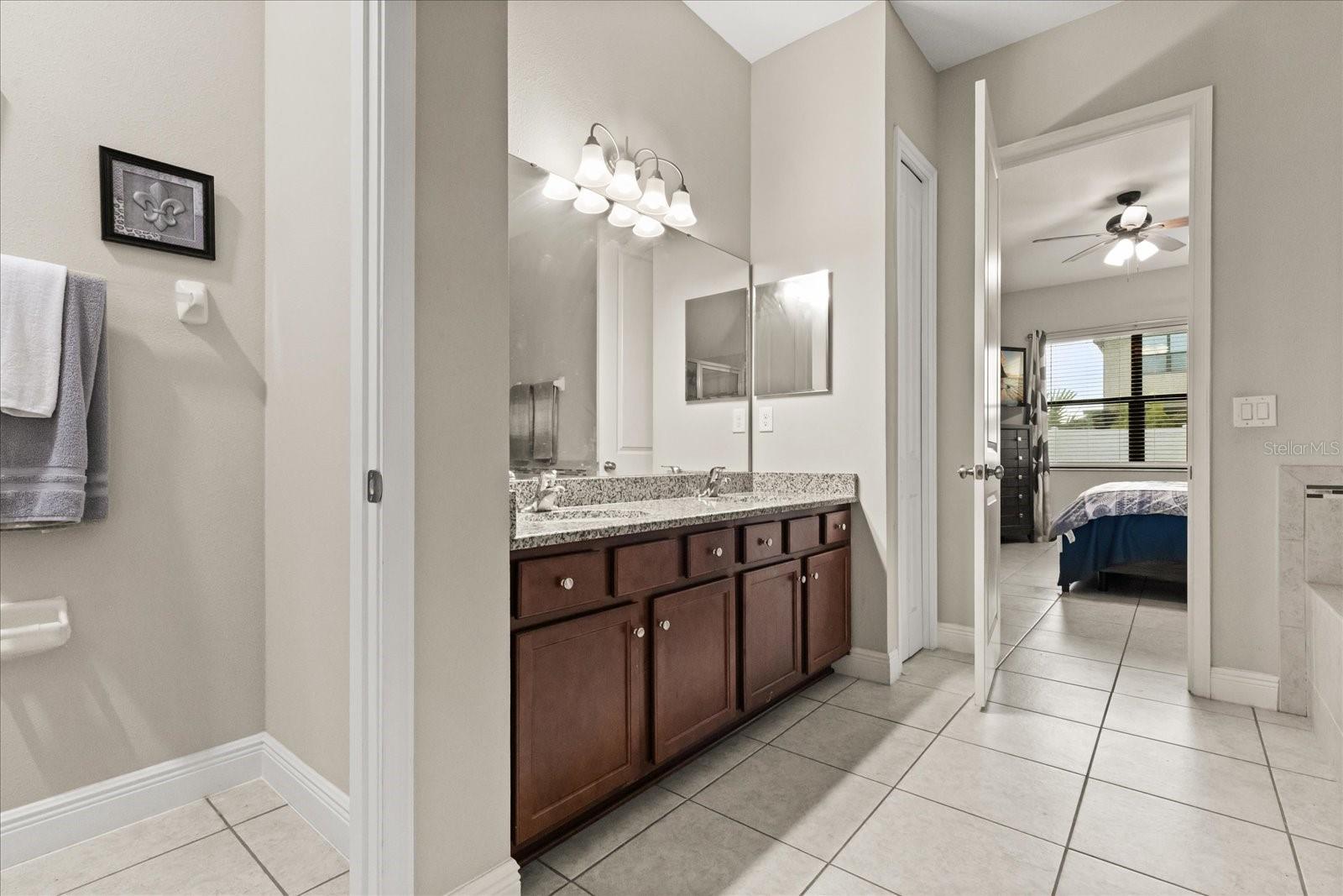 Image 14 of 37 For 4002 Salida Delsol Drive