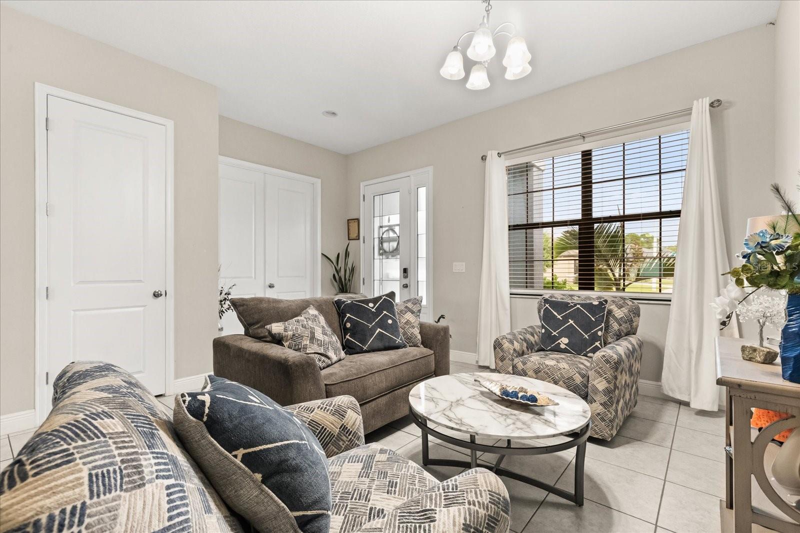 Image 5 of 37 For 4002 Salida Delsol Drive