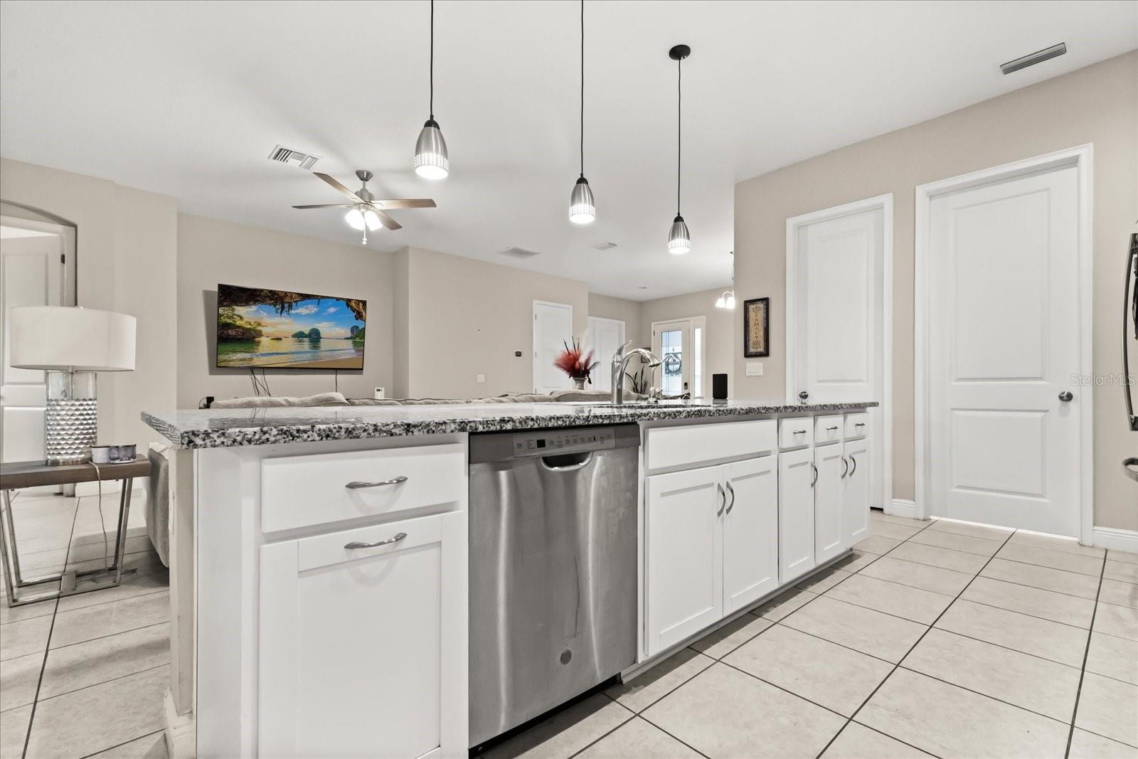Image 8 of 37 For 4002 Salida Delsol Drive