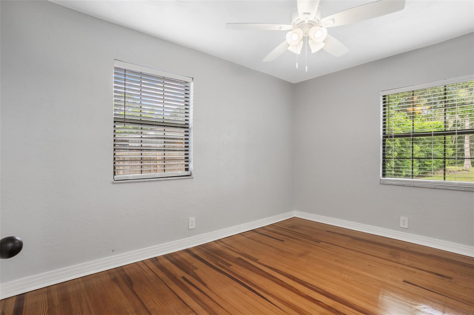 Image 30 of 68 For 5625 Chipola Circle