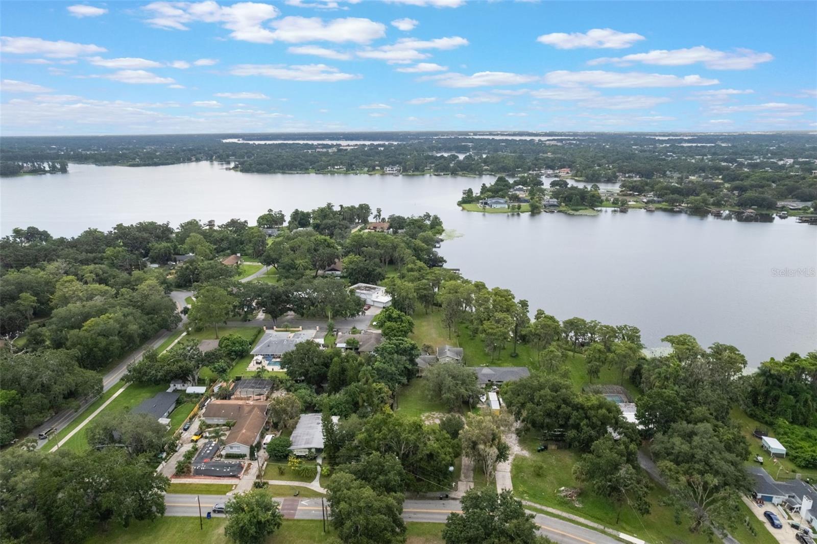 Image 4 of 68 For 5625 Chipola Circle