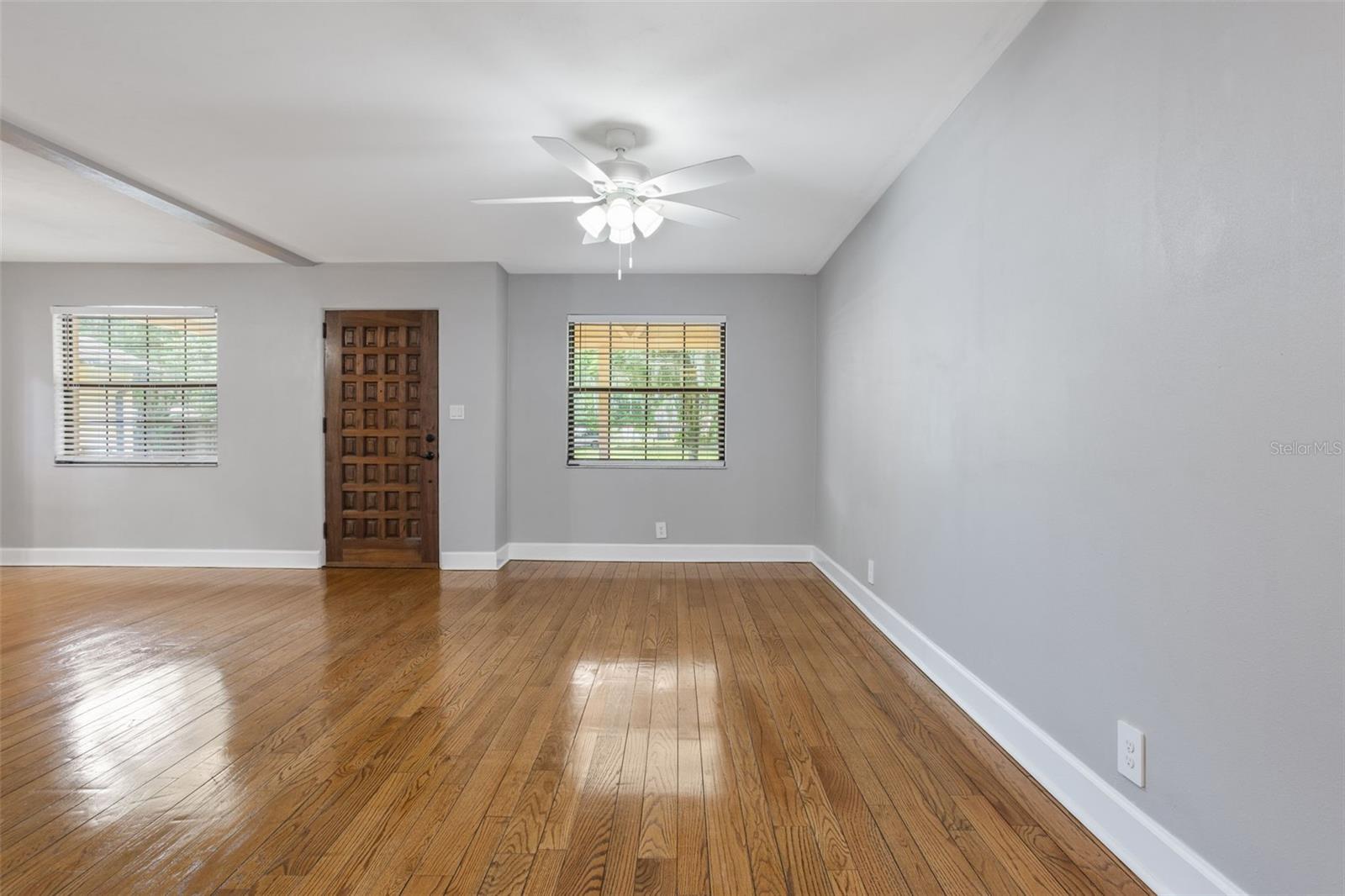 Image 8 of 68 For 5625 Chipola Circle