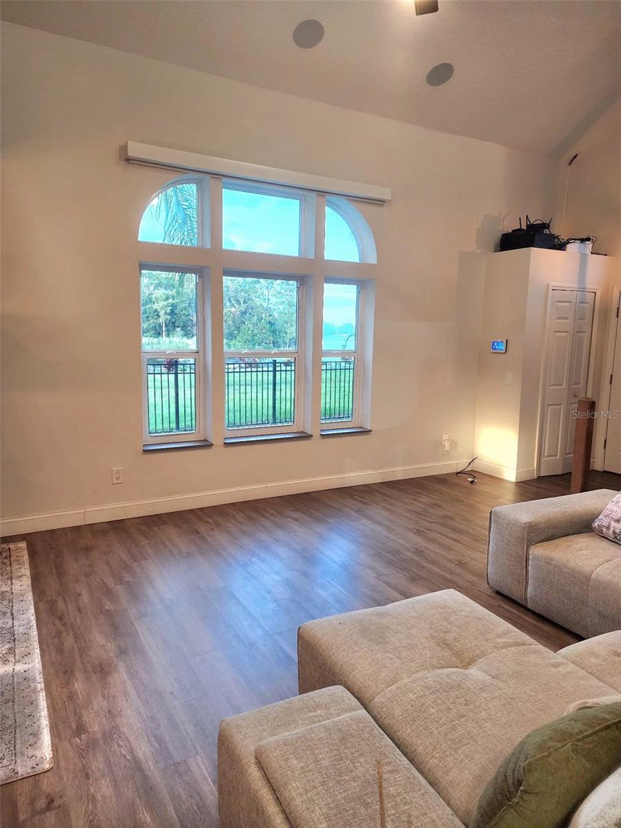 Image 13 of 51 For 603 Upperriver Court