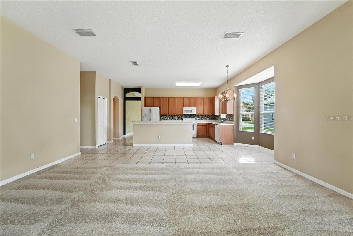 Image 7 of 22 For 2543 Double Tree Place