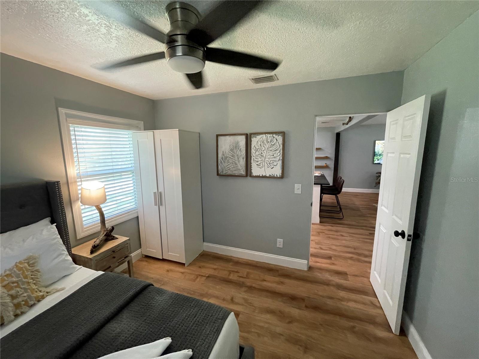 Image 15 of 44 For 706 19th Street