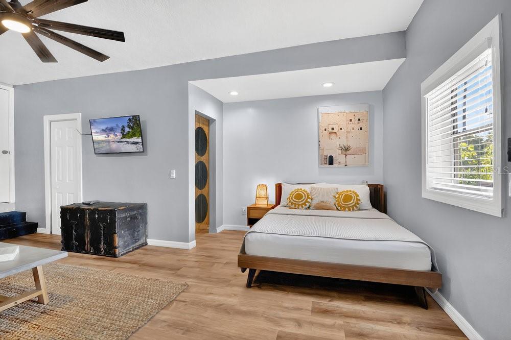 Image 20 of 44 For 706 19th Street