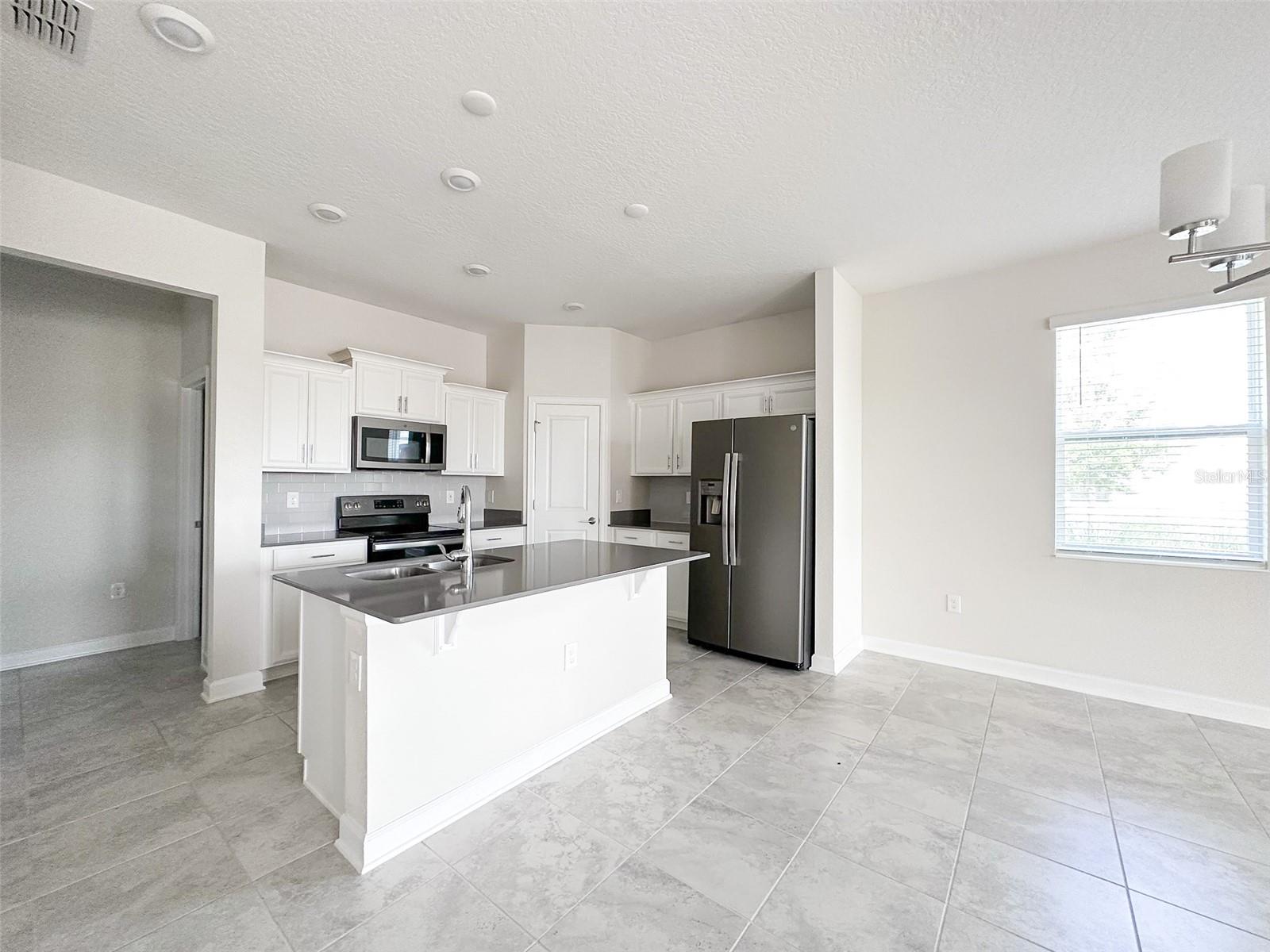 Image 9 of 32 For 16159 Water Spring Boulevard
