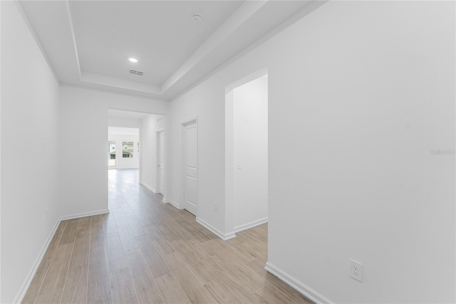 Image 6 of 63 For 2862 Armstrong Avenue