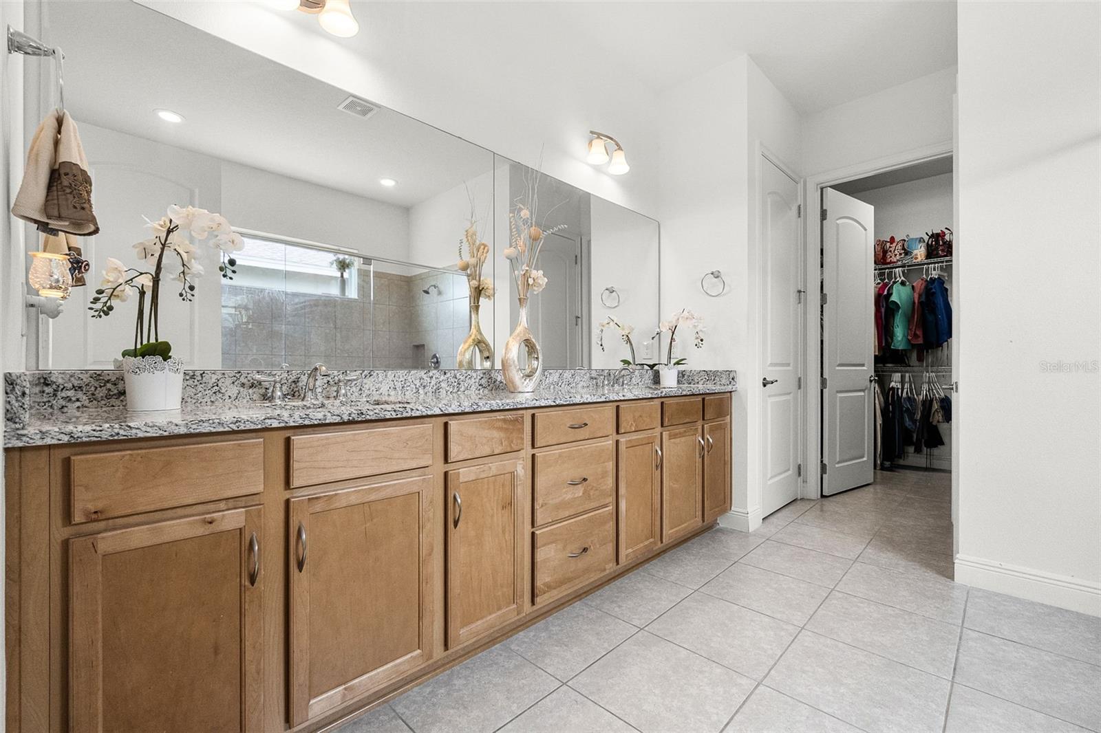 Image 13 of 51 For 5081 Twin Lakes Boulevard