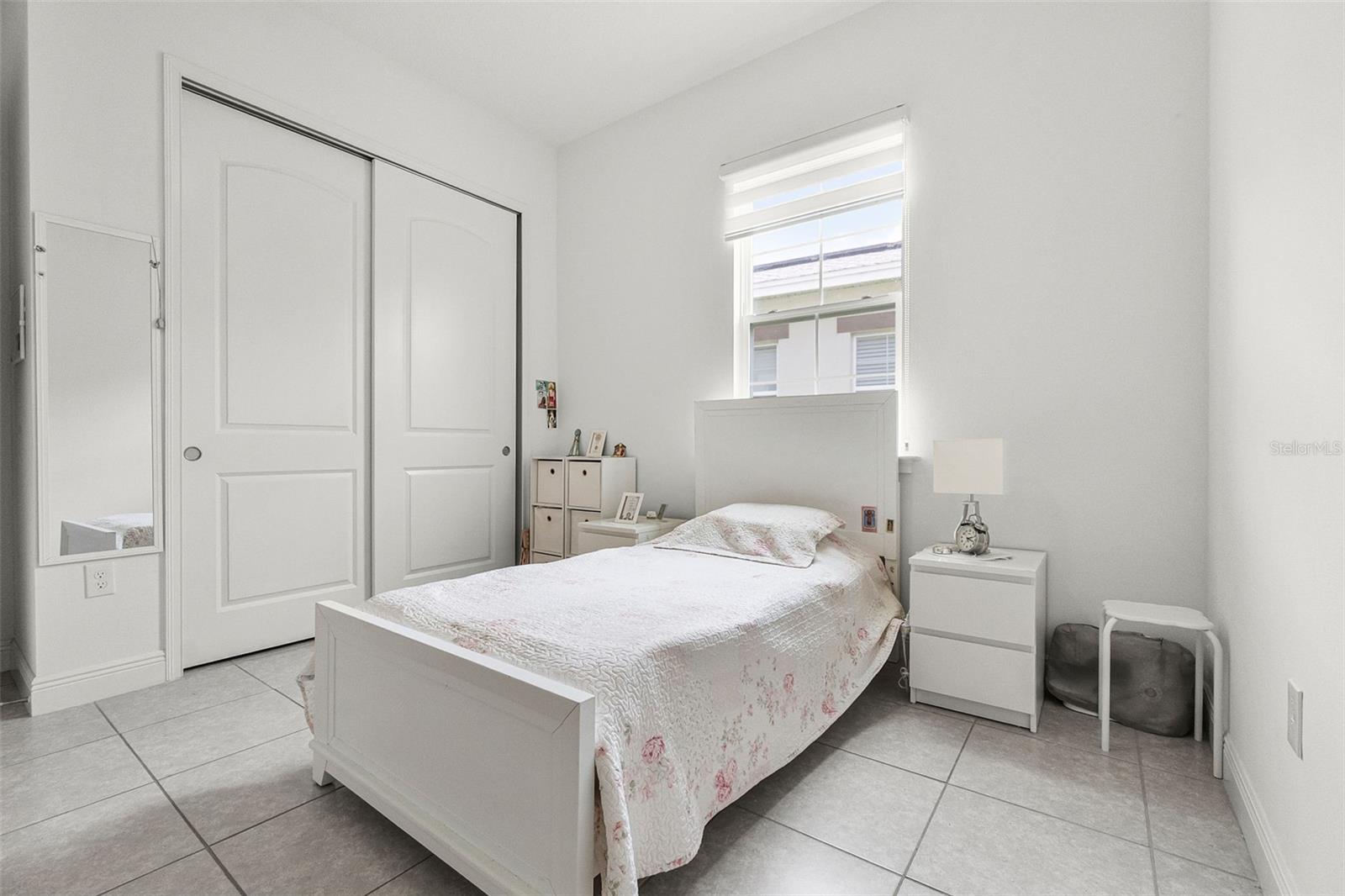 Image 23 of 51 For 5081 Twin Lakes Boulevard