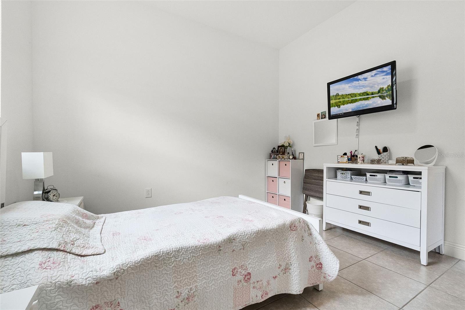 Image 24 of 51 For 5081 Twin Lakes Boulevard