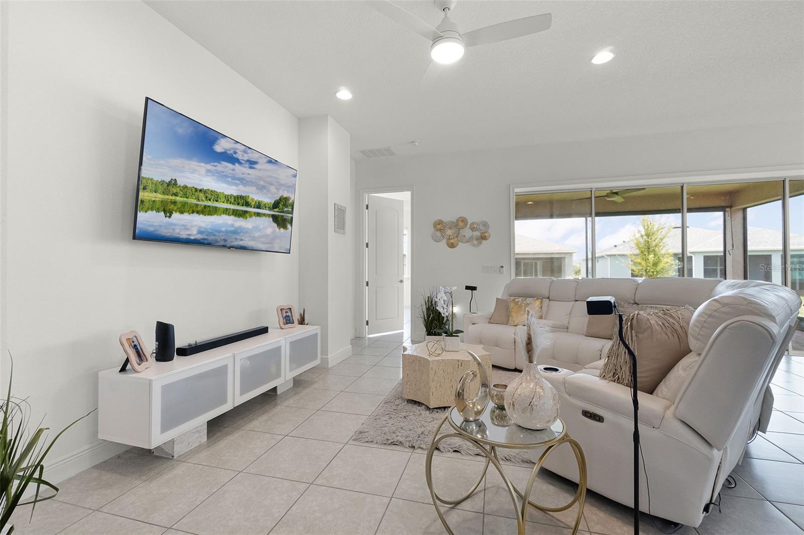 Image 3 of 51 For 5081 Twin Lakes Boulevard