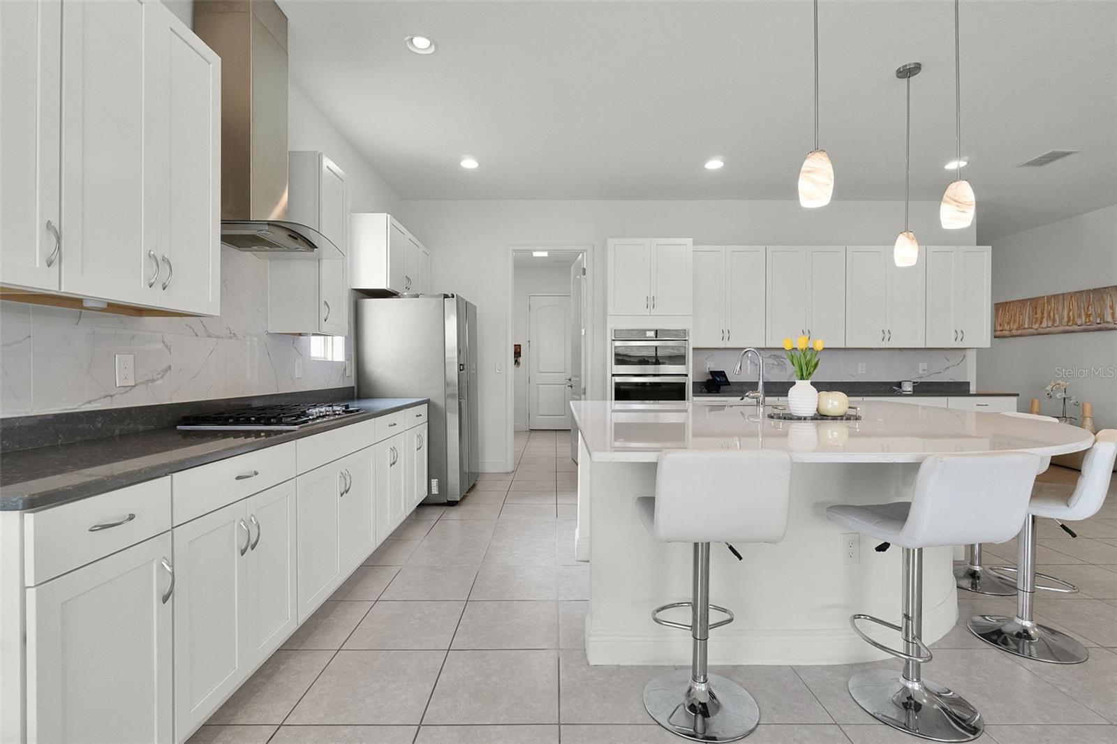 Image 7 of 51 For 5081 Twin Lakes Boulevard