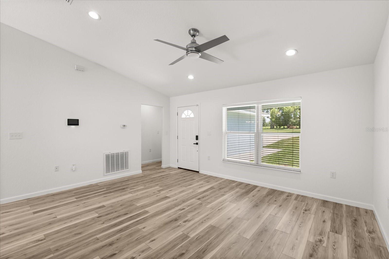 Image 5 of 30 For 1044 69th Street