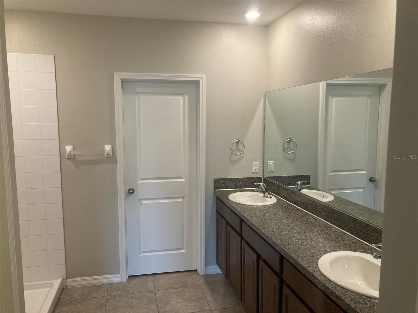 Listing photo id 8 for 13222 Wildflower Meadow Drive