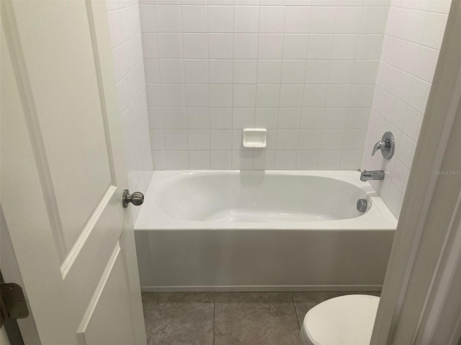 Listing photo id 14 for 13222 Wildflower Meadow Drive