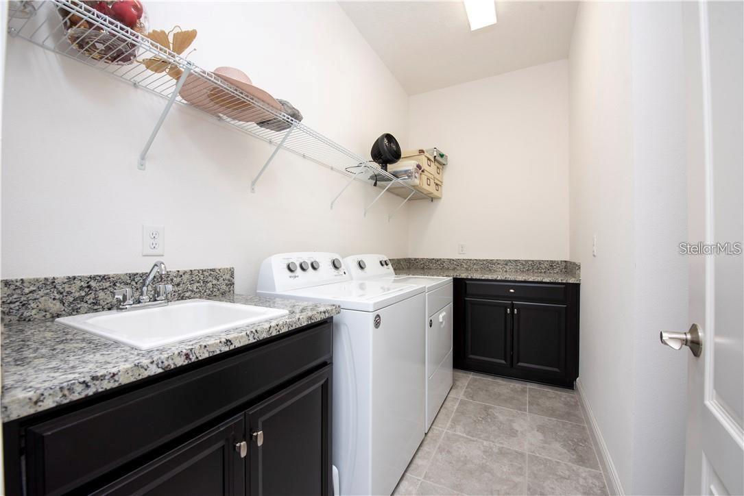Image 15 of 17 For 13092 Stanthorne Avenue