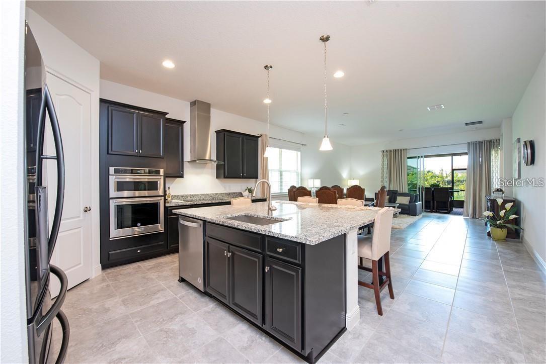 Image 3 of 17 For 13092 Stanthorne Avenue