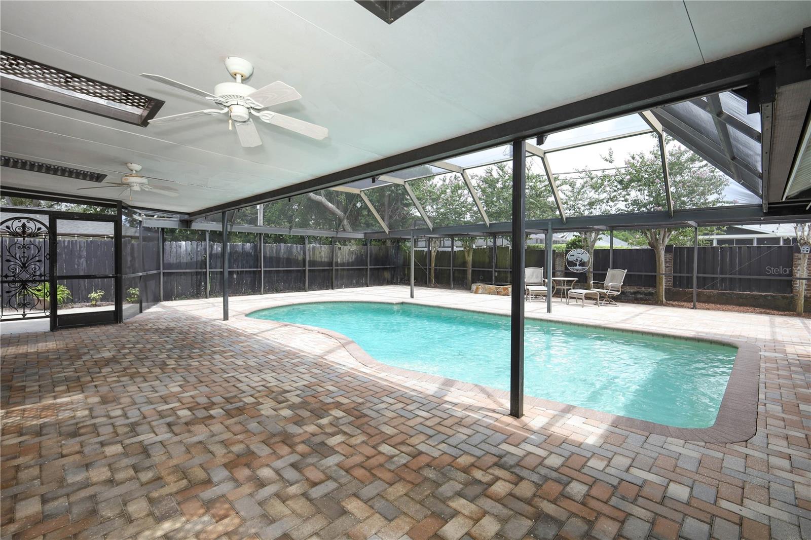 Image 42 of 49 For 2318 Castlewood Road